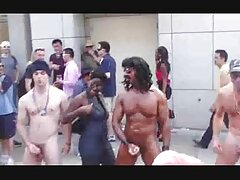 La scena di Legs On Shoulders video amatoriali italiani porno con l'appassionata Kara Lee di Bang!